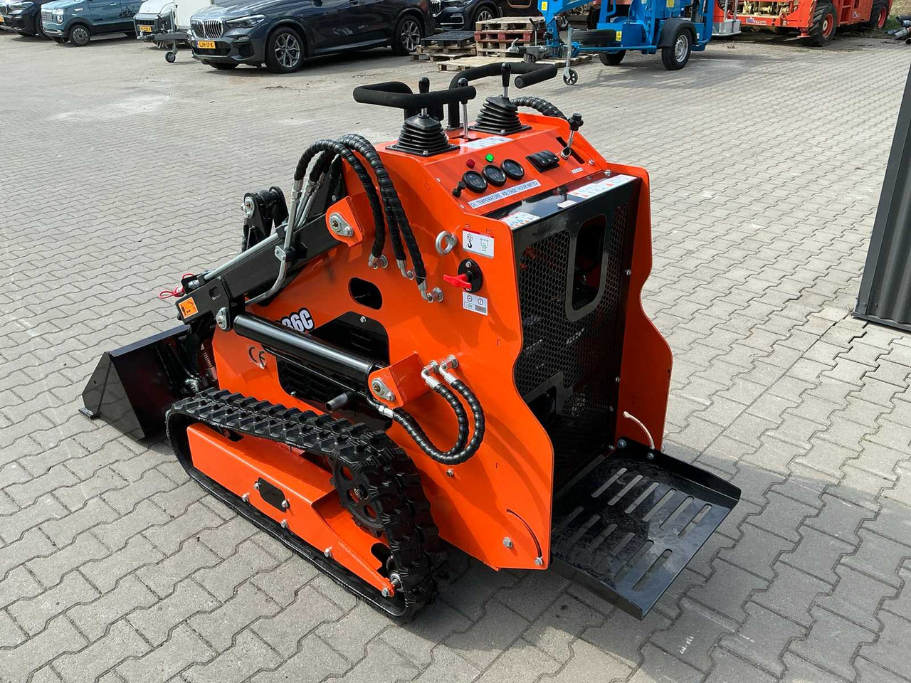 EGN EG36C MINI LOADER / SKID STEER LOADER ON TRACKS - Minicargadora de cadenas: foto 5 EGN EG36C MINI LOADER / SKID STEER LOADER ON TRACKS - Minicargadora de cadenas: foto 5