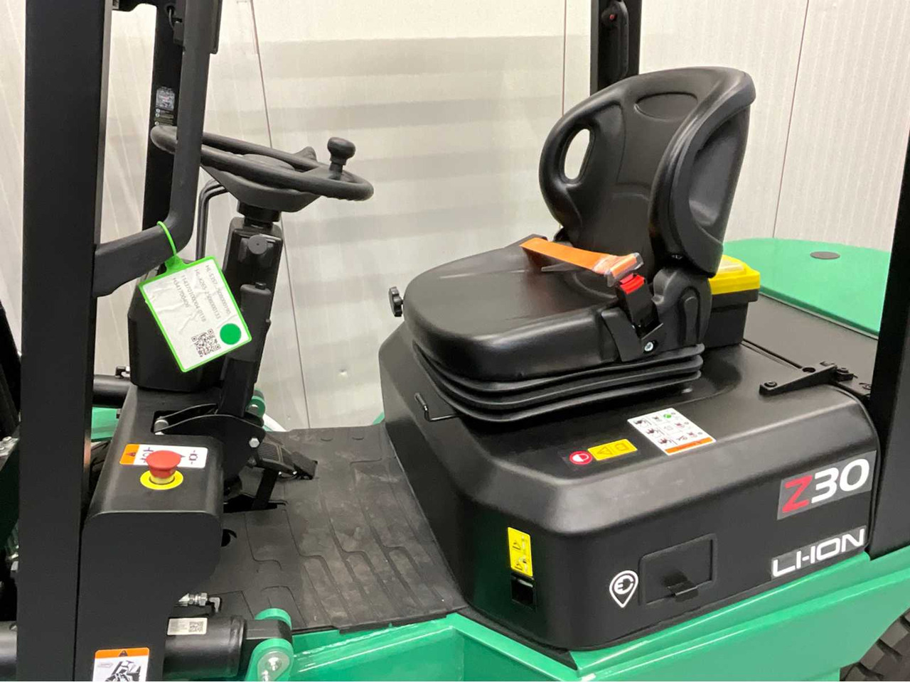 Carretilla elevadora EP - EFXZ-301-H - 4.8M TRIPLEX, LI-ION, FREE-LIFT, SIDE-SHIFT - FORKLIFT: foto 24 Carretilla elevadora EP - EFXZ-301-H - 4.8M TRIPLEX, LI-ION, FREE-LIFT, SIDE-SHIFT - FORKLIFT: foto 24