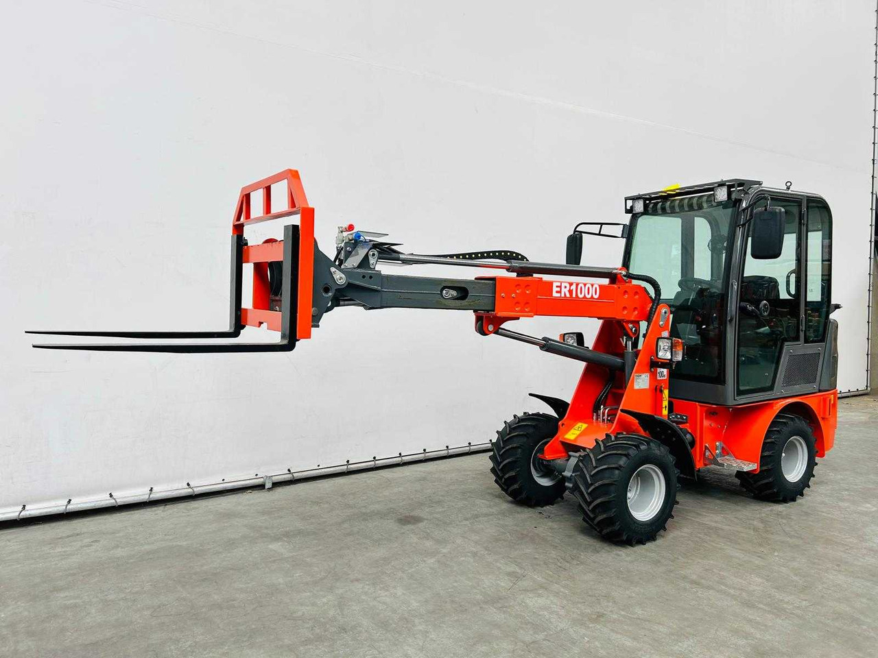 Everun EVERUN - 2025 - ER1000 - TELESCOPIC ARTICULATED WHEEL LOADER KUBOTA EURO5 - Cargadora de ruedas: foto 5 Everun EVERUN - 2025 - ER1000 - TELESCOPIC ARTICULATED WHEEL LOADER KUBOTA EURO5 - Cargadora de ruedas: foto 5