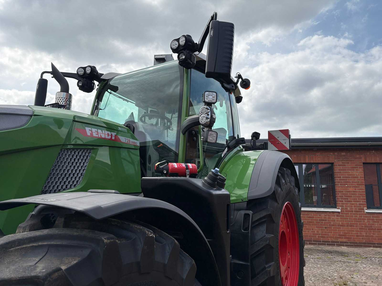 Fendt 728 Vario Gen7 Profi+ Setting2 - Tractor: foto 3 Fendt 728 Vario Gen7 Profi+ Setting2 - Tractor: foto 3