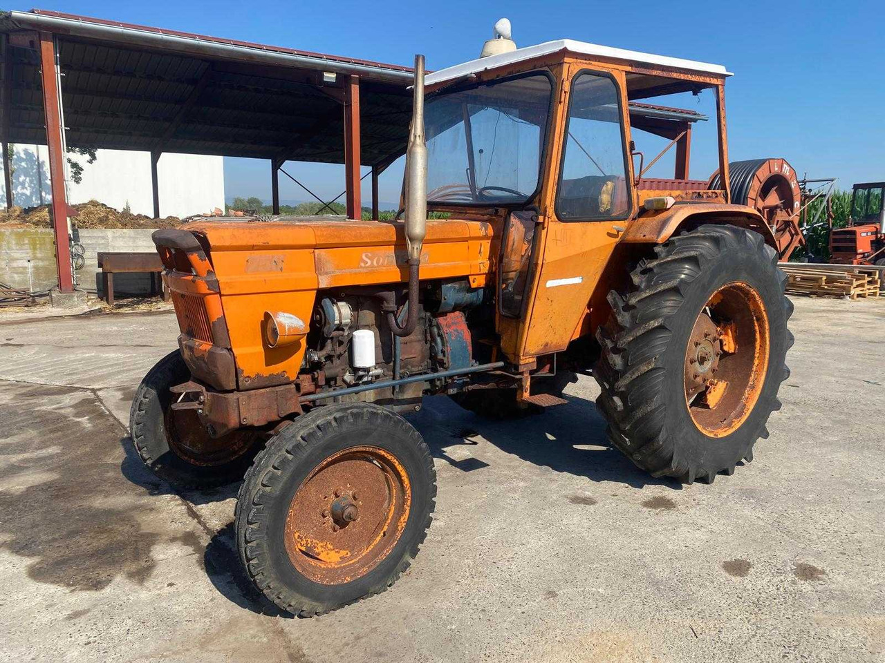 Fiat 750 - Tractor municipal: foto 1 Fiat 750 - Tractor municipal: foto 1