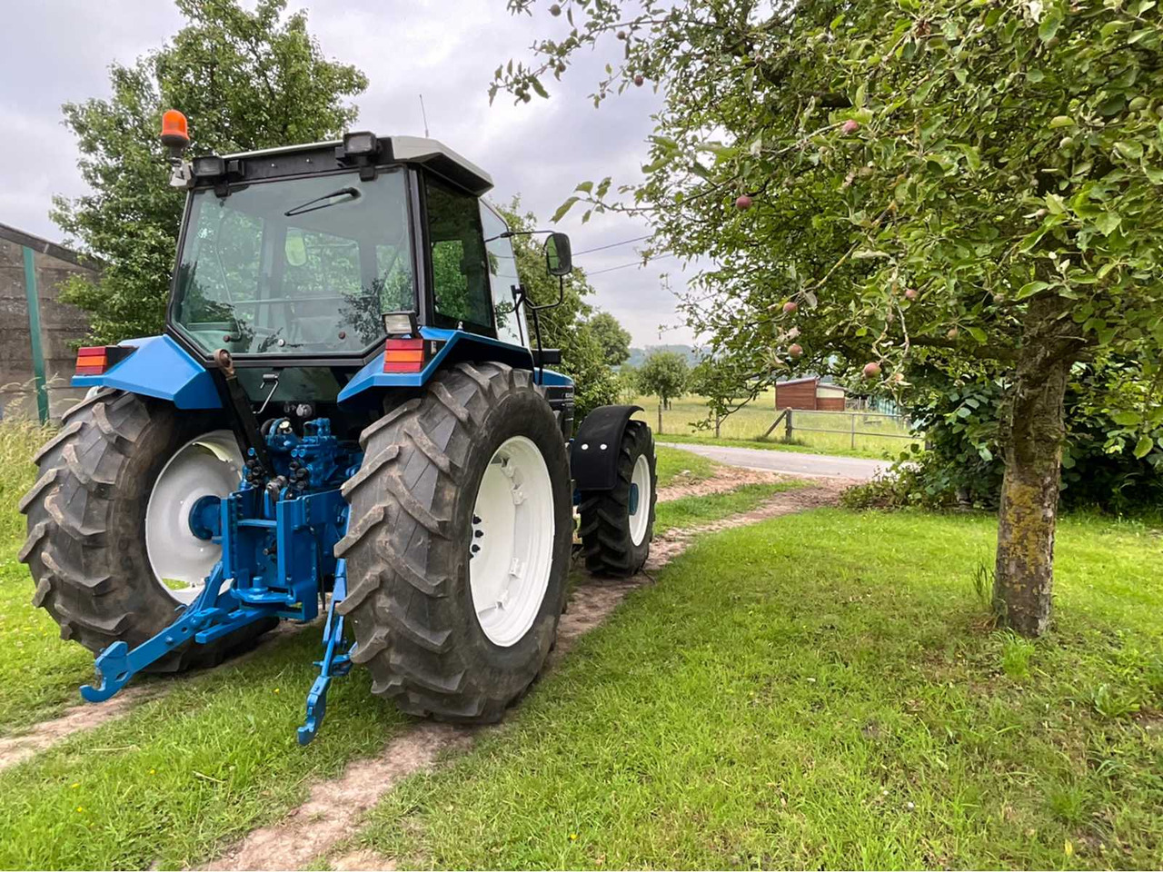 Ford 8340 - Tractor: foto 5 Ford 8340 - Tractor: foto 5