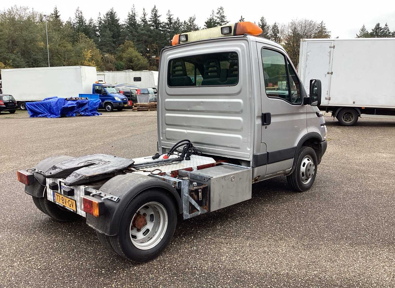 2005 IVECO 40C17 10 TON TRACTOR COMMERCIAL VEHICLE - Furgoneta: foto 5 2005 IVECO 40C17 10 TON TRACTOR COMMERCIAL VEHICLE - Furgoneta: foto 5