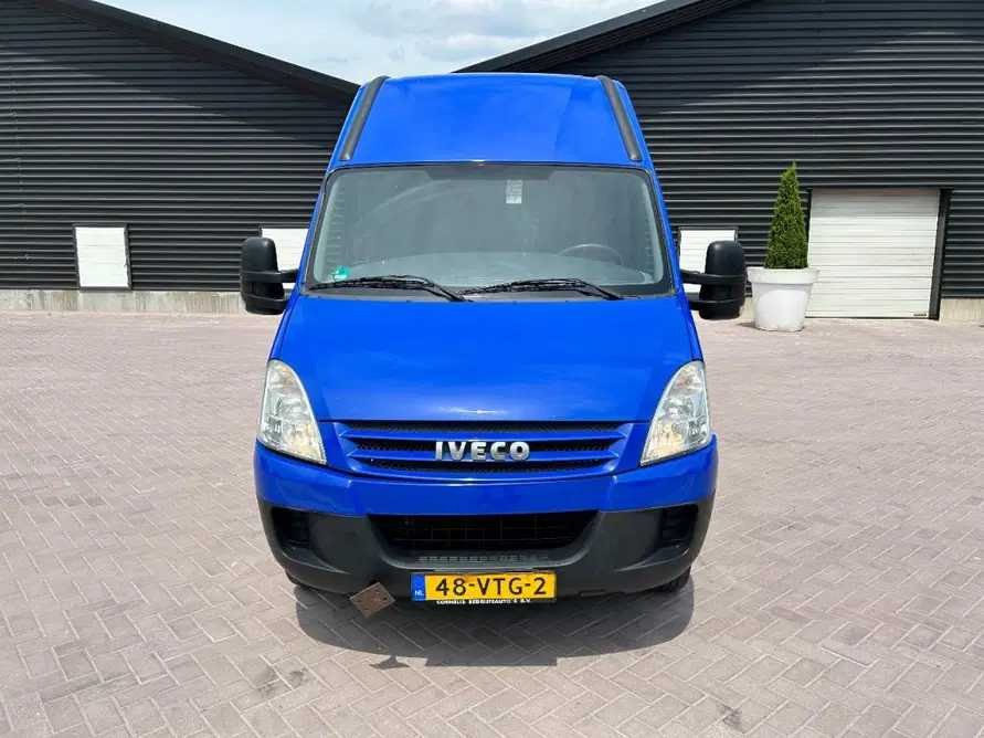 Furgoneta 2008 IVECO DAILY 50C18 AIR BRAKES COMMERCIAL VEHICLE: foto 8 Furgoneta 2008 IVECO DAILY 50C18 AIR BRAKES COMMERCIAL VEHICLE: foto 8