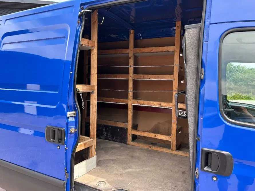 Furgoneta 2008 IVECO DAILY 50C18 AIR BRAKES COMMERCIAL VEHICLE: foto 12 Furgoneta 2008 IVECO DAILY 50C18 AIR BRAKES COMMERCIAL VEHICLE: foto 12