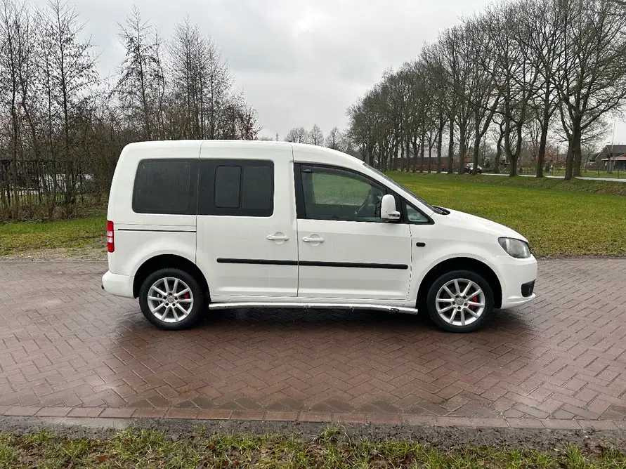 2011 VOLKSWAGEN CADDY 1.6 COMMERCIAL VEHICLE - Furgoneta: foto 4 2011 VOLKSWAGEN CADDY 1.6 COMMERCIAL VEHICLE - Furgoneta: foto 4