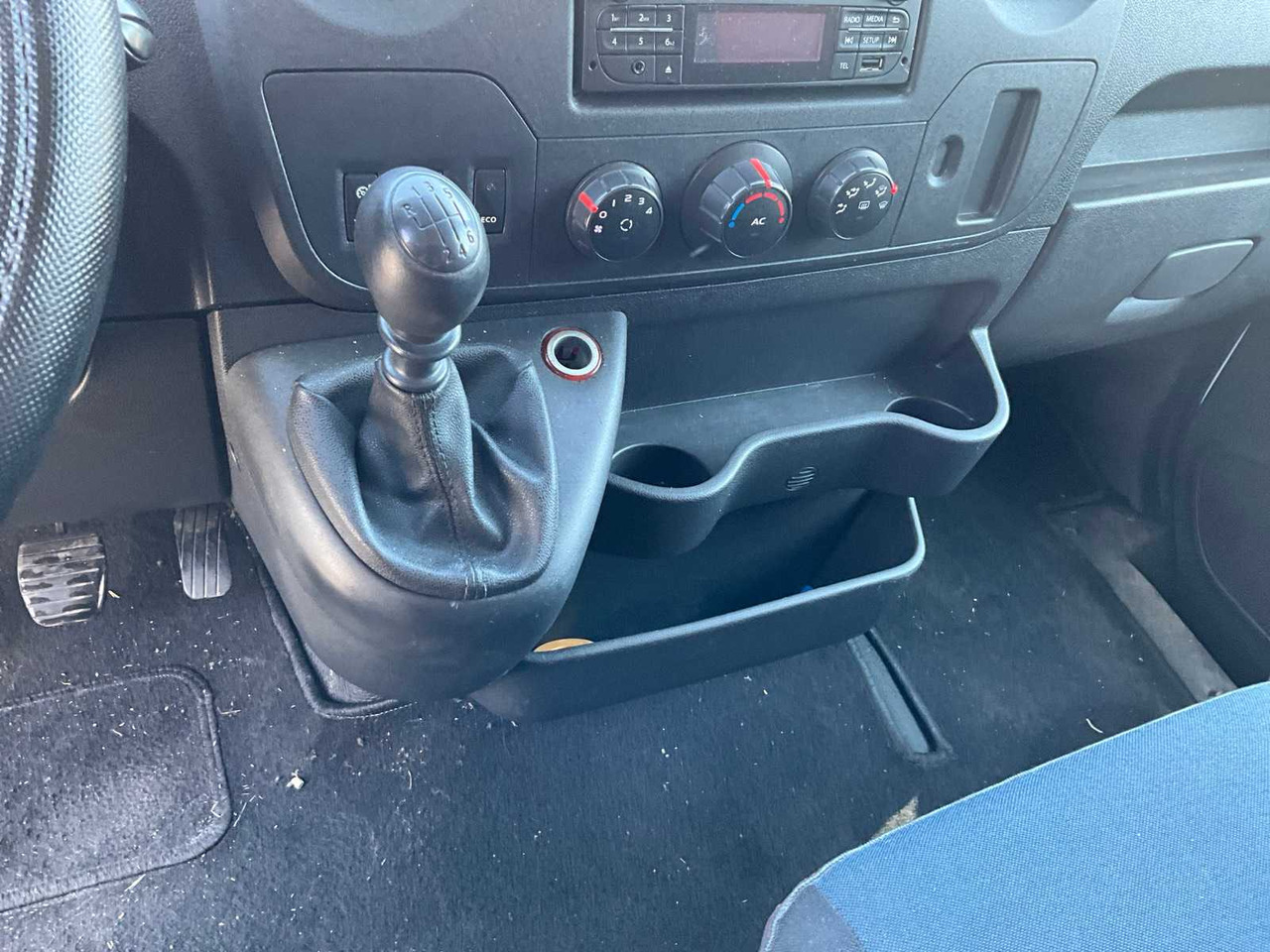 Furgoneta RENAULT MASTER VANS: foto 8