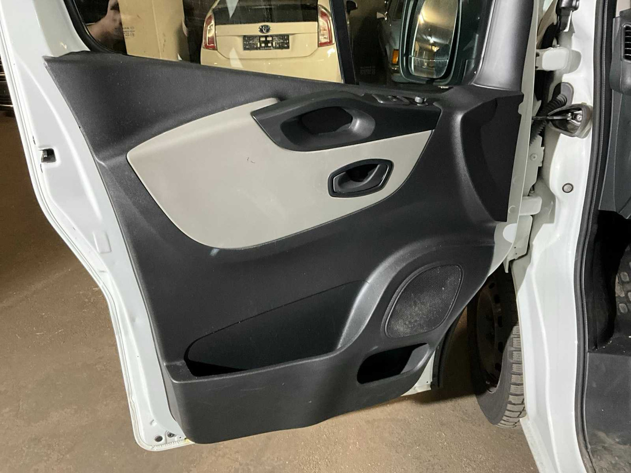 Furgoneta RENAULT TRAFIC VANS: foto 16