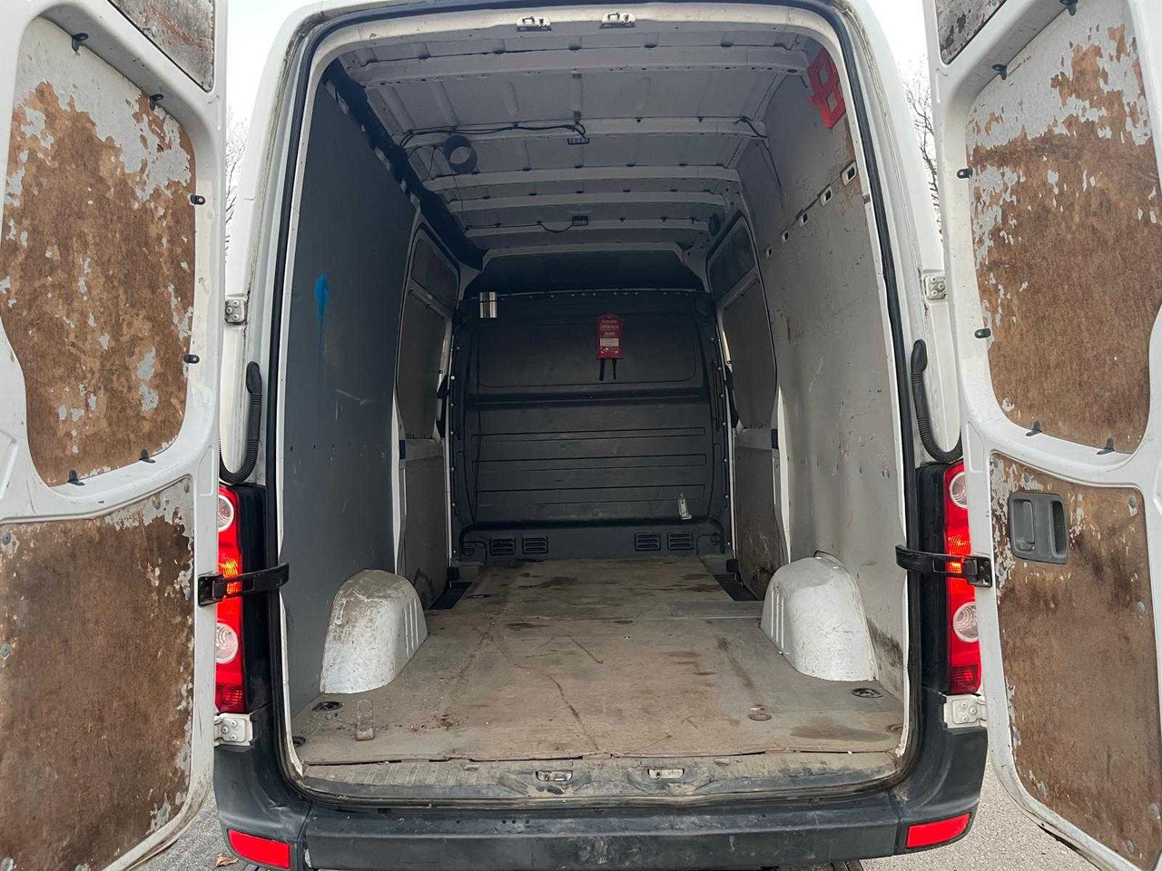 Furgoneta VOLKSWAGEN CRAFTER 35 2.0 TDI L2H2 | VFH-94-N: foto 18 Furgoneta VOLKSWAGEN CRAFTER 35 2.0 TDI L2H2 | VFH-94-N: foto 18