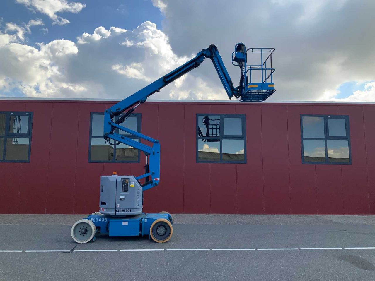 Genie Z-34/22N - Plataforma elevadora: foto 1 Genie Z-34/22N - Plataforma elevadora: foto 1