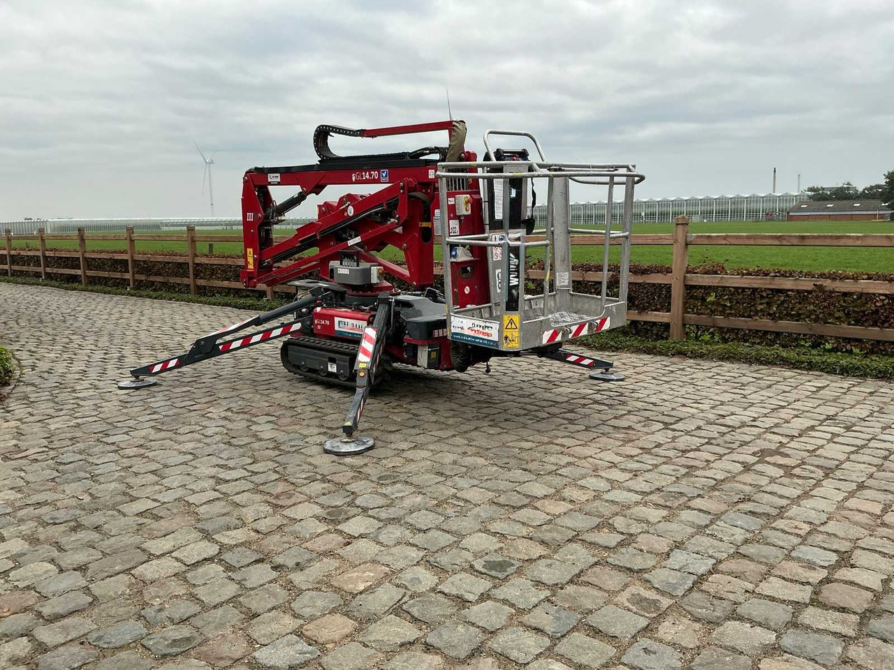 Hinowa 2021 HINOWA GL14.70 AERIAL WORK PLATFORM - Plataforma elevadora: foto 3 Hinowa 2021 HINOWA GL14.70 AERIAL WORK PLATFORM - Plataforma elevadora: foto 3