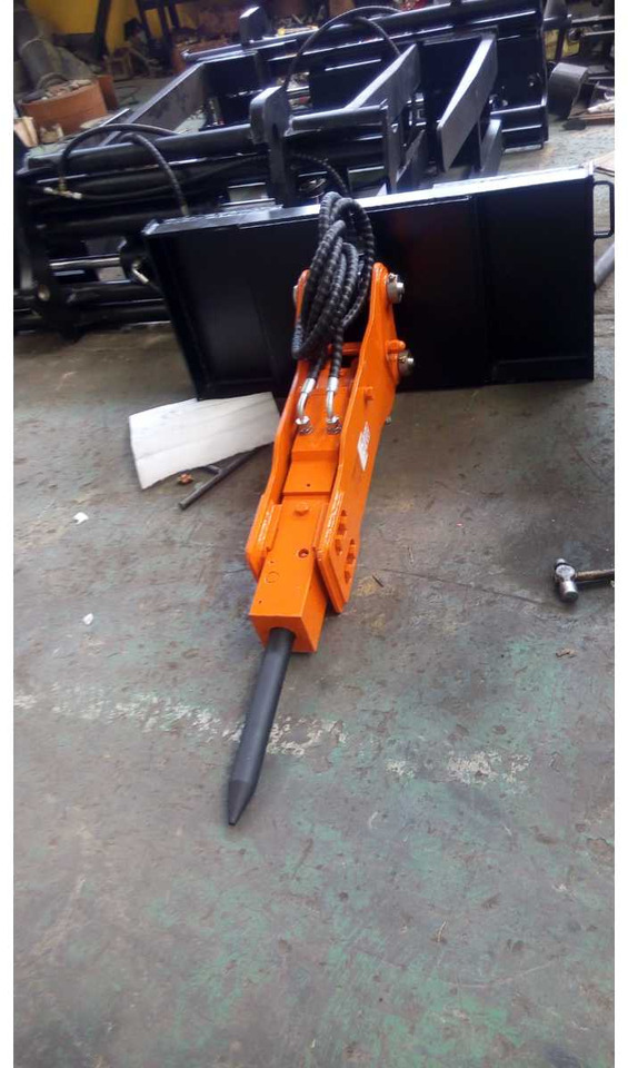 Rhino-cross hydraulic breaker sloop hamer - Implemento para Maquinaria de construcción: foto 2 Rhino-cross hydraulic breaker sloop hamer - Implemento para Maquinaria de construcción: foto 2