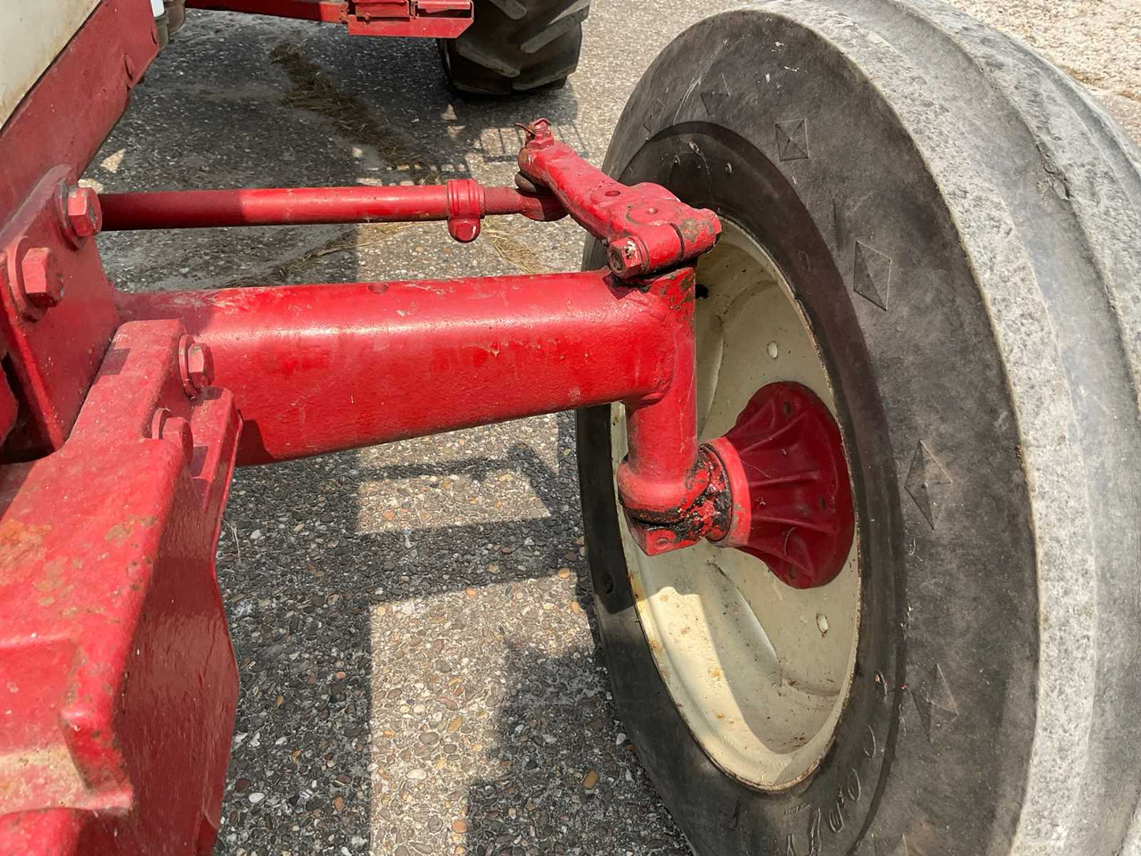Tractor International 844-S: foto 15