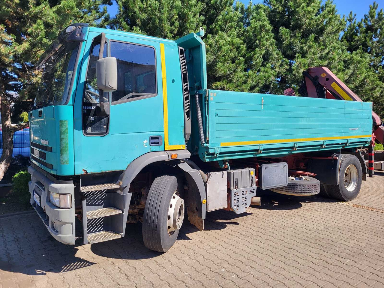 Iveco / Palfinger EUROTECH 180/PK13000 - Dúmper: foto 2 Iveco / Palfinger EUROTECH 180/PK13000 - Dúmper: foto 2