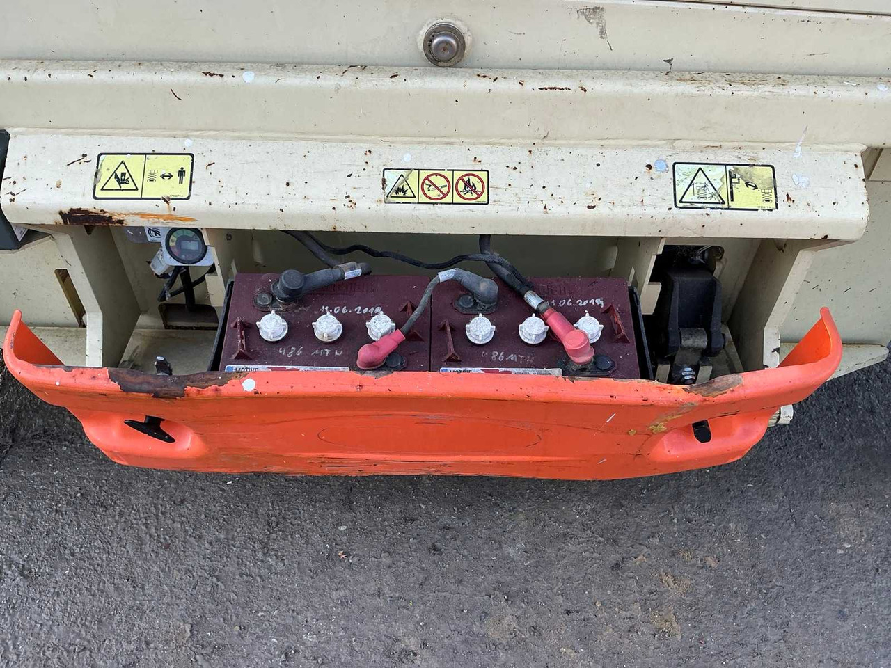 Plataforma elevadora JLG - 3246ES - AERIAL WORK PLATFORMS - 2011 (ESN11811014): foto 12 Plataforma elevadora JLG - 3246ES - AERIAL WORK PLATFORMS - 2011 (ESN11811014): foto 12