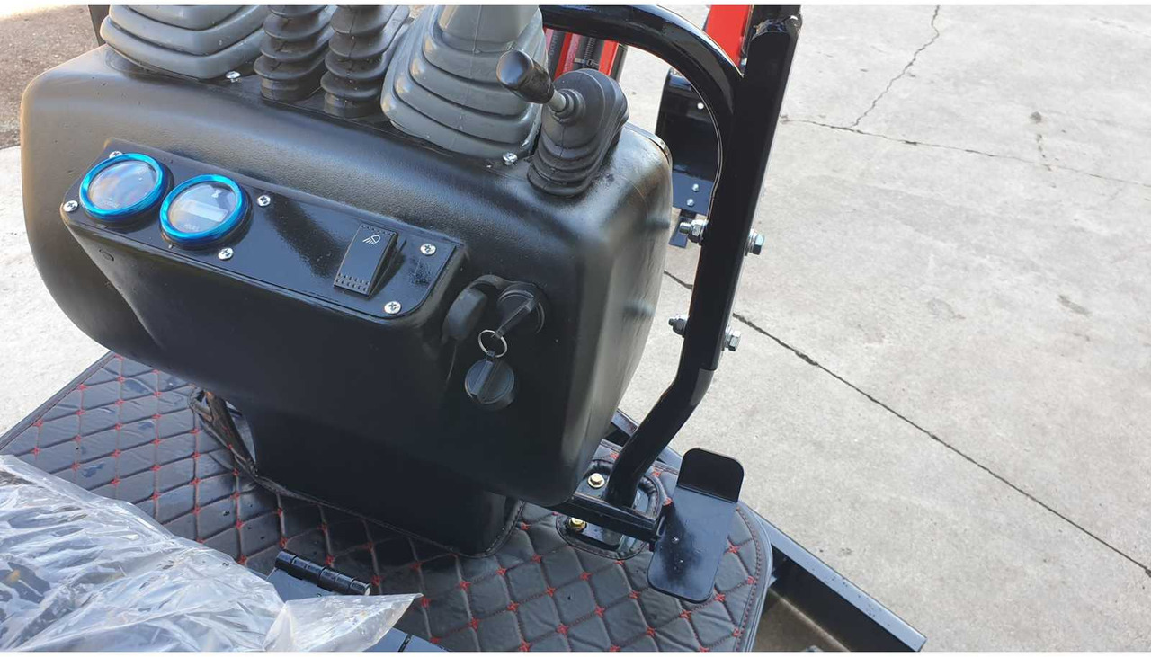 Miniexcavadora JPC HT12 MINI EXCAVATOR: foto 9 Miniexcavadora JPC HT12 MINI EXCAVATOR: foto 9