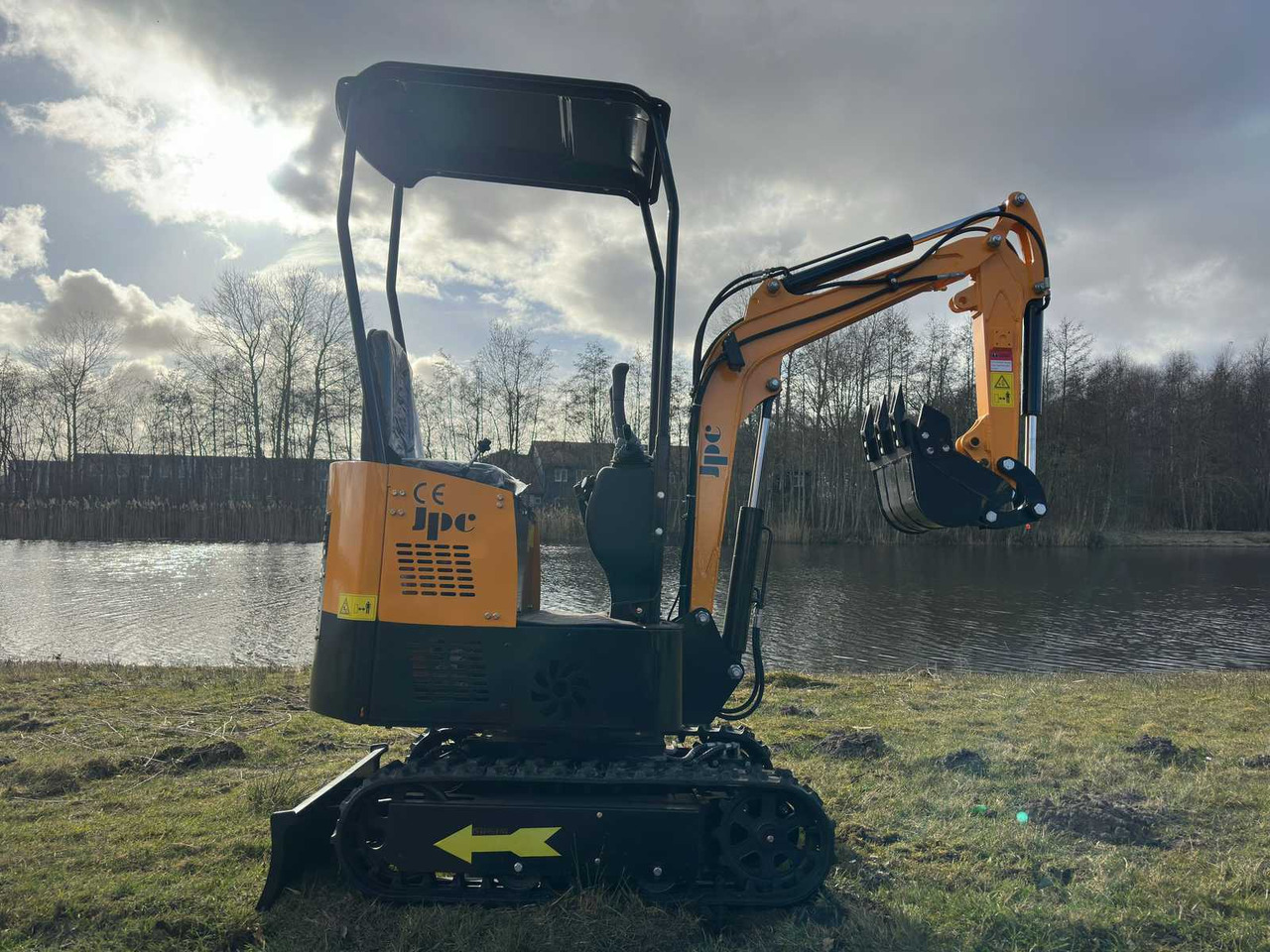 JPC HT12 - Miniexcavadora: foto 4 JPC HT12 - Miniexcavadora: foto 4