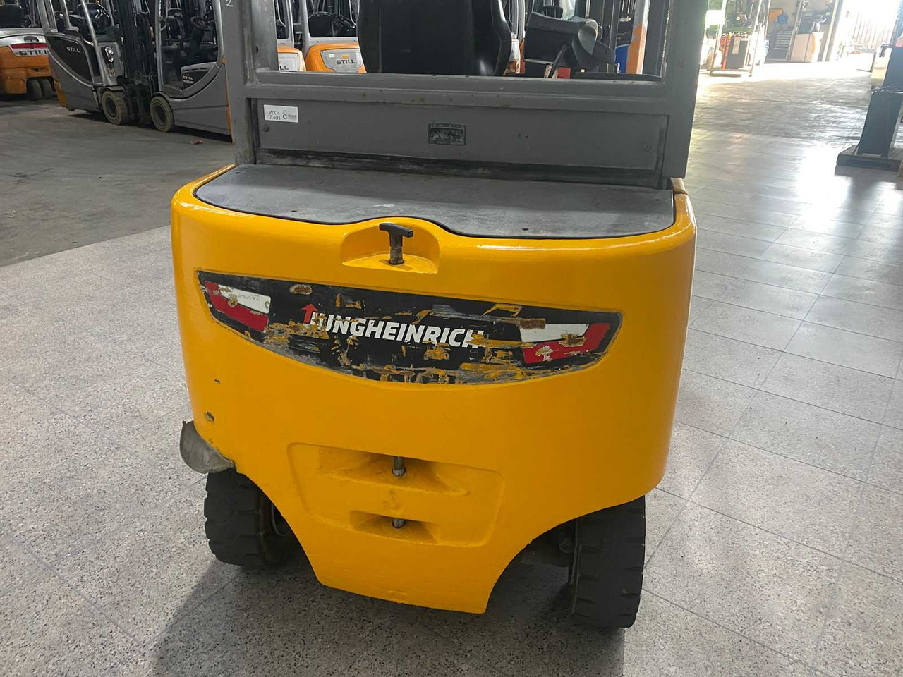 JUNGHEINRICH - 2016 - EFG425K - FORKLIFT TRUCK - SIDE-SHIFT - Carretilla elevadora: foto 4 JUNGHEINRICH - 2016 - EFG425K - FORKLIFT TRUCK - SIDE-SHIFT - Carretilla elevadora: foto 4