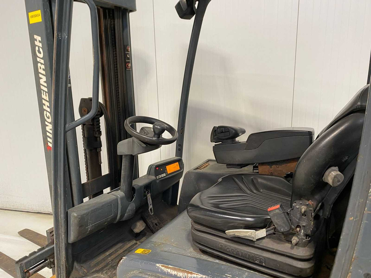 JUNGHEINRICH - EFG216K - FORKLIFT - TRIPLEX - FREE-LIFT - SIDE-SHIFT - Carretilla elevadora: foto 3 JUNGHEINRICH - EFG216K - FORKLIFT - TRIPLEX - FREE-LIFT - SIDE-SHIFT - Carretilla elevadora: foto 3