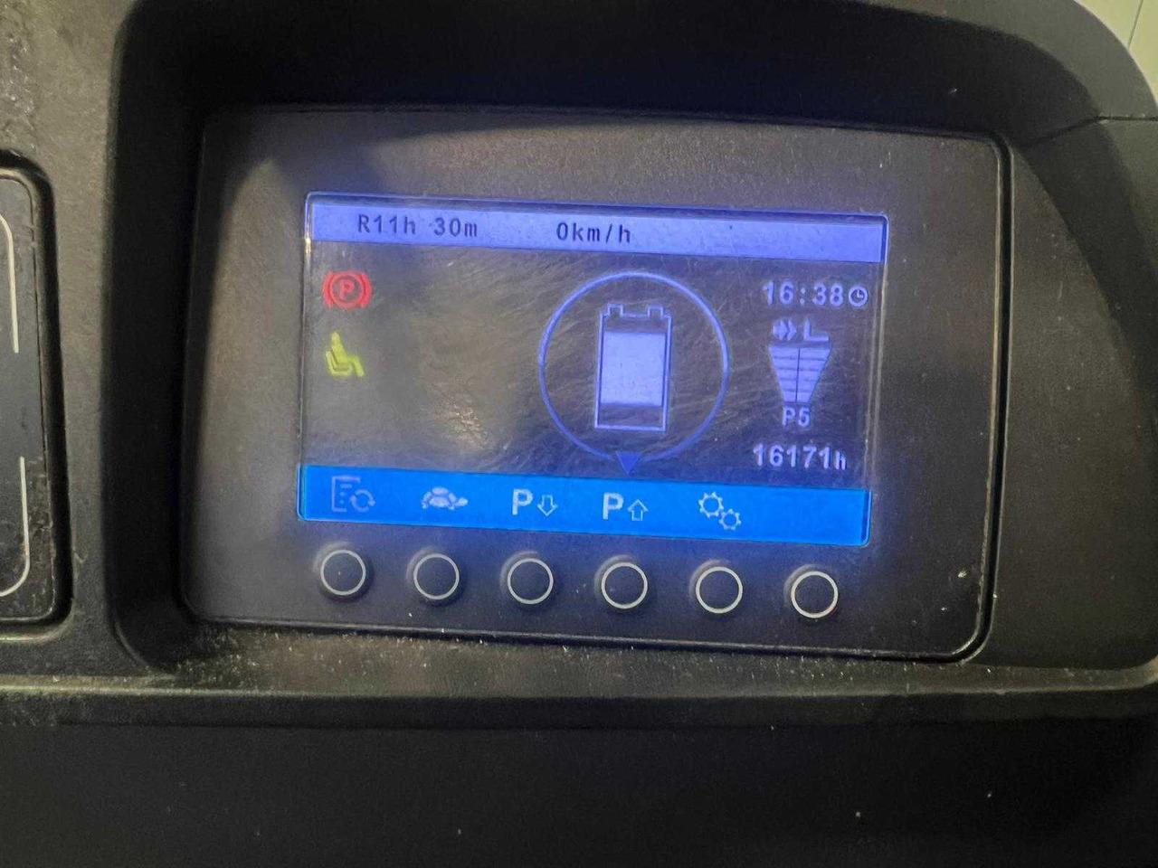 JUNGHEINRICH - EFG425K - FORKLIFT - TRIPLEX - FREE-LIFT - Carretilla elevadora: foto 5 JUNGHEINRICH - EFG425K - FORKLIFT - TRIPLEX - FREE-LIFT - Carretilla elevadora: foto 5