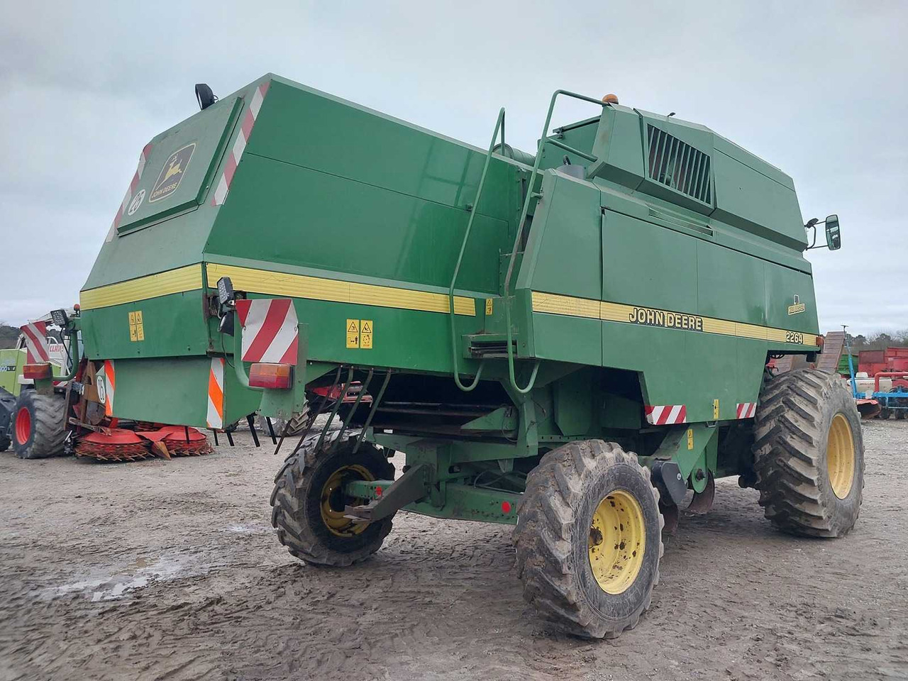 John Deere 2264 Hillmaster - Cosechadora de granos: foto 5 John Deere 2264 Hillmaster - Cosechadora de granos: foto 5