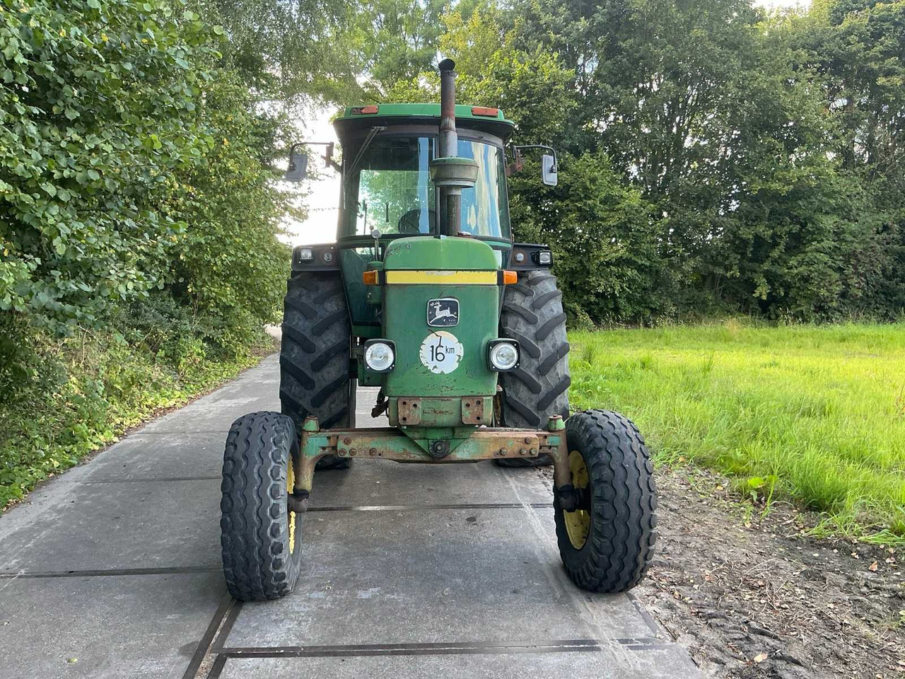 John Deere 4040 - Tractor: foto 2 John Deere 4040 - Tractor: foto 2