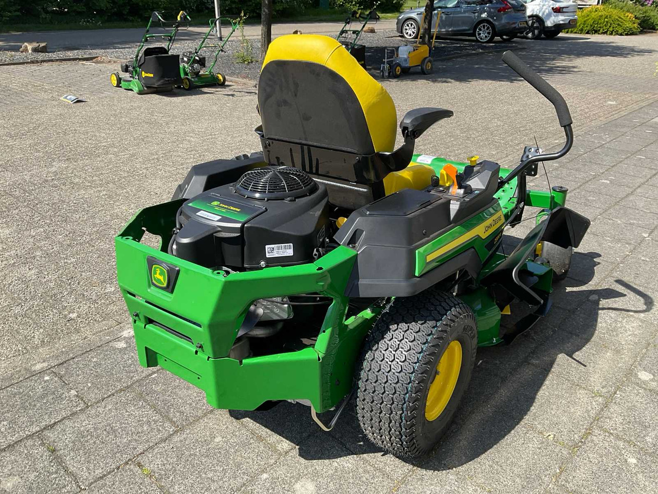 John Deere Z320R - Cortacésped: foto 3 John Deere Z320R - Cortacésped: foto 3
