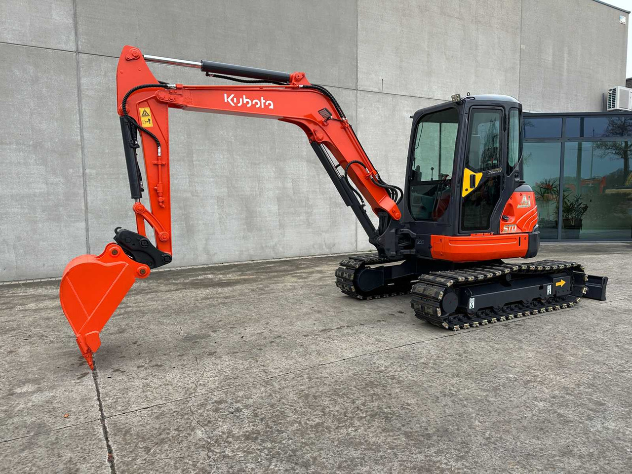 KUBOTA - 2012 - KX155-3SZ - MIDI EXCAVATOR - Excavadora: foto 1 KUBOTA - 2012 - KX155-3SZ - MIDI EXCAVATOR - Excavadora: foto 1