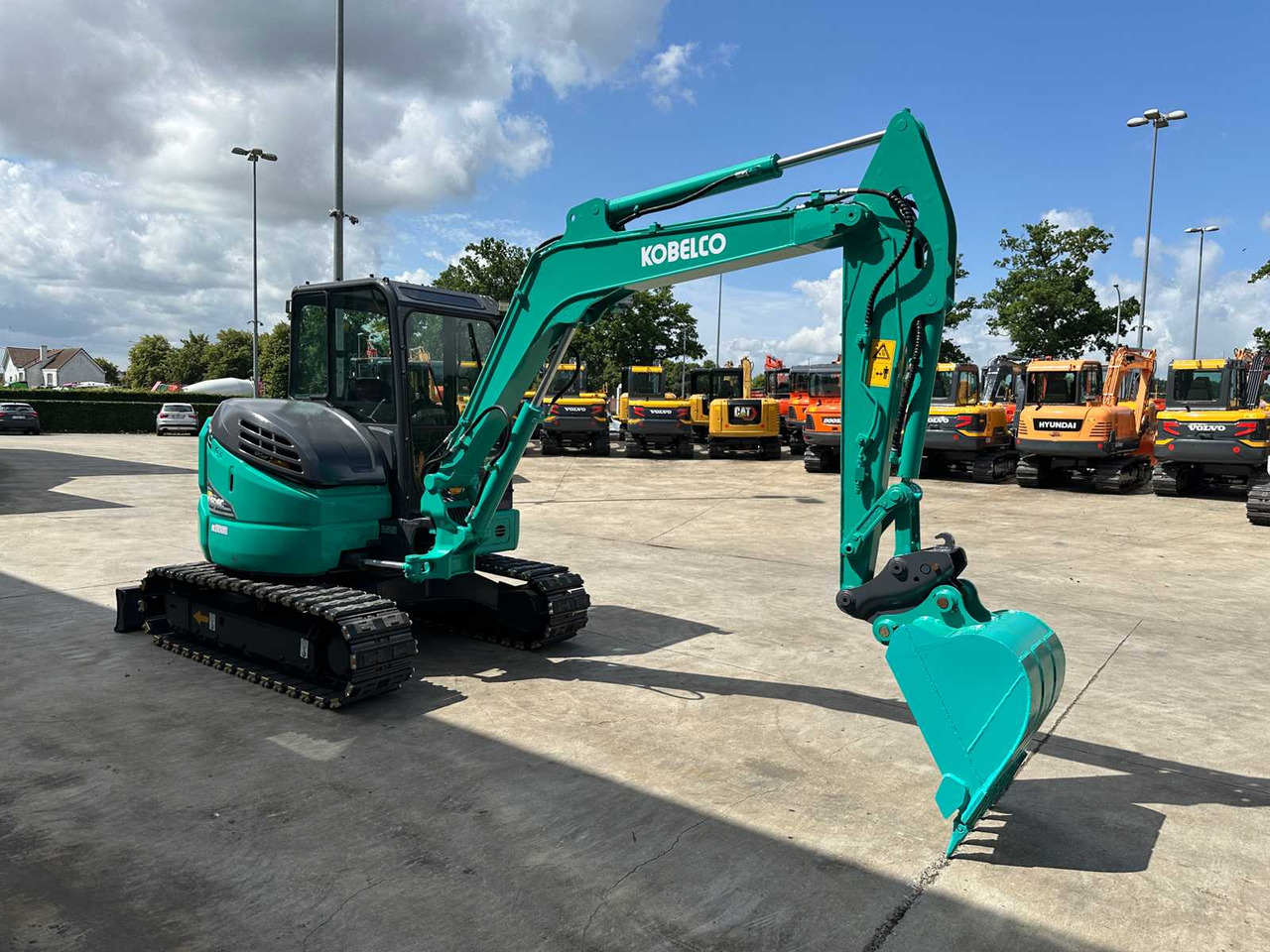 Kobelco SK55SRX-6 - Excavadora de cadenas: foto 3 Kobelco SK55SRX-6 - Excavadora de cadenas: foto 3