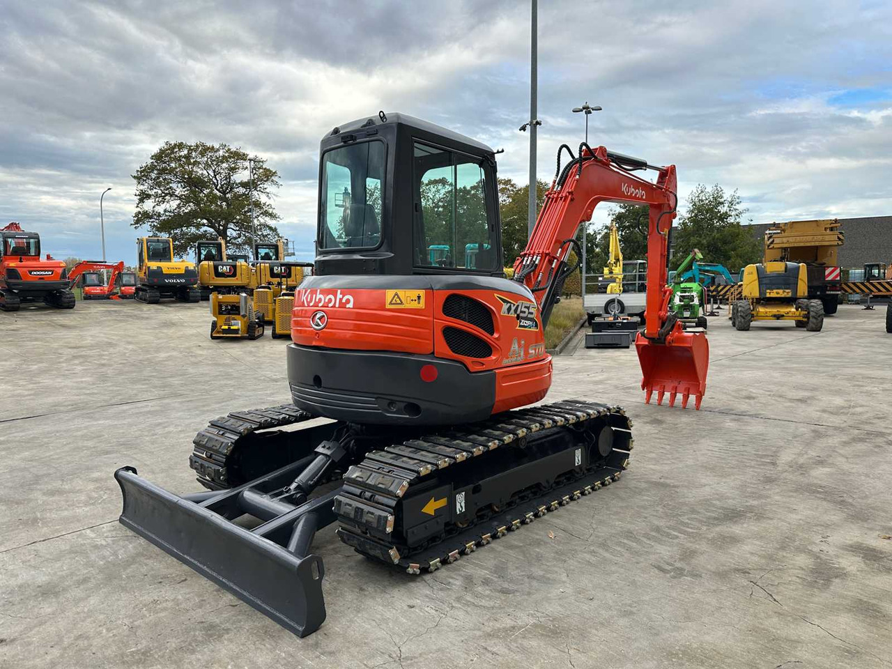 Kubota KUBOTA - 2012 - KX155-3SZ - MIDI EXCAVATOR - Excavadora de cadenas: foto 4 Kubota KUBOTA - 2012 - KX155-3SZ - MIDI EXCAVATOR - Excavadora de cadenas: foto 4