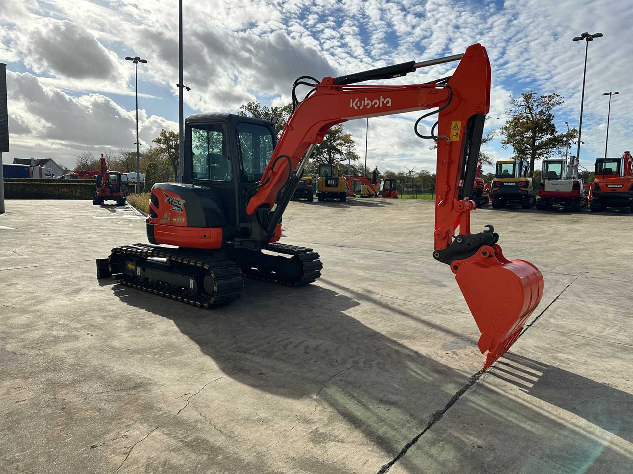 Kubota KUBOTA - 2012 - KX155-3SZ - MIDI EXCAVATOR - Excavadora de cadenas: foto 3 Kubota KUBOTA - 2012 - KX155-3SZ - MIDI EXCAVATOR - Excavadora de cadenas: foto 3