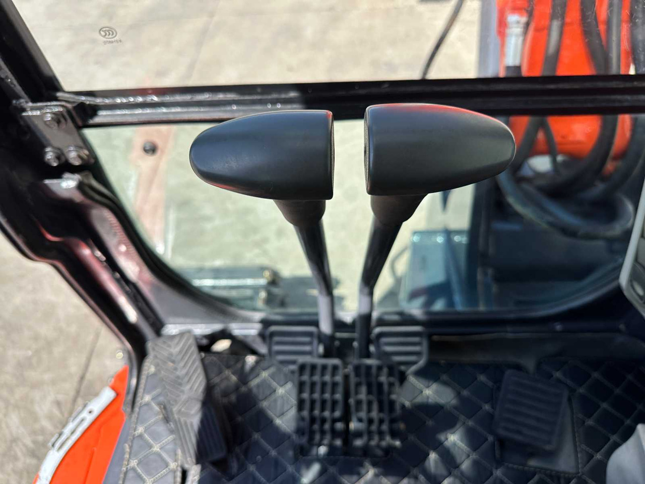 Excavadora de cadenas Kubota KX165-5: foto 42