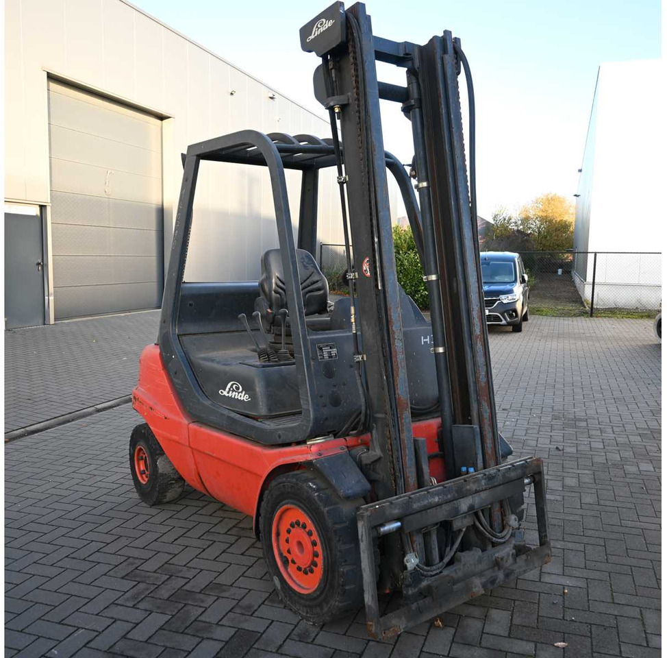 LINDE - 2002 - H30D-03 - FORKLIFT TRUCK - Carretilla elevadora: foto 3 LINDE - 2002 - H30D-03 - FORKLIFT TRUCK - Carretilla elevadora: foto 3