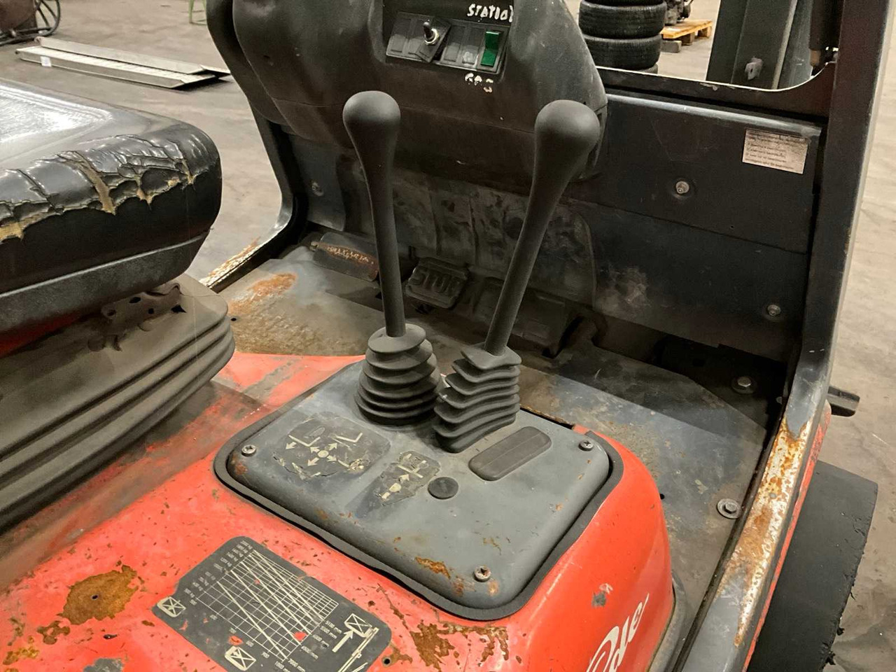 Carretilla elevadora LINDE H20T-02 FORKLIFT: foto 15 Carretilla elevadora LINDE H20T-02 FORKLIFT: foto 15