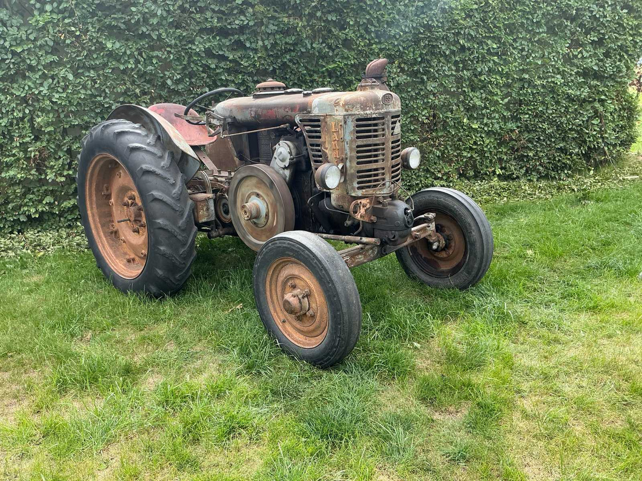 Landini L35 gloeikop - Tractor: foto 5 Landini L35 gloeikop - Tractor: foto 5