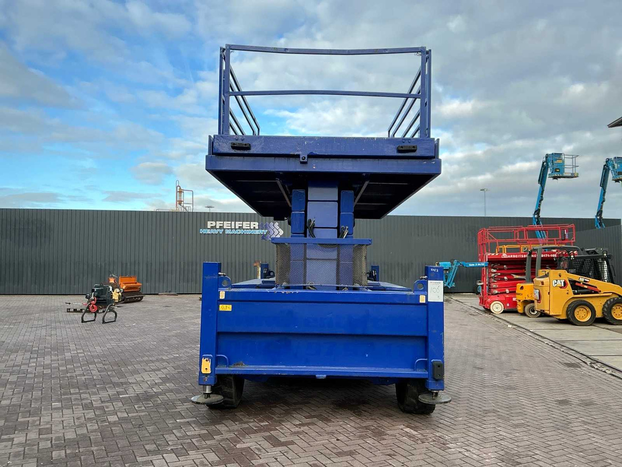 Liftlux SL210-25 D4WD S/P - Plataforma elevadora: foto 2 Liftlux SL210-25 D4WD S/P - Plataforma elevadora: foto 2