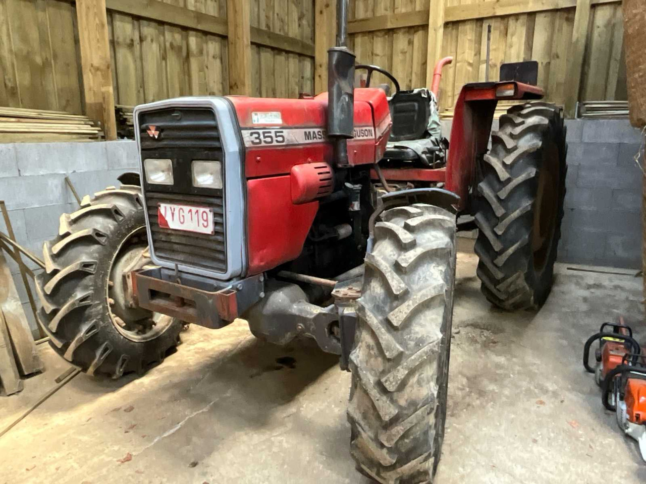 Massey-Ferguson 1986 MASSEY-FERGUSON 355 4WD AGRICULTURAL TRACTOR - Tractor: foto 1 Massey-Ferguson 1986 MASSEY-FERGUSON 355 4WD AGRICULTURAL TRACTOR - Tractor: foto 1