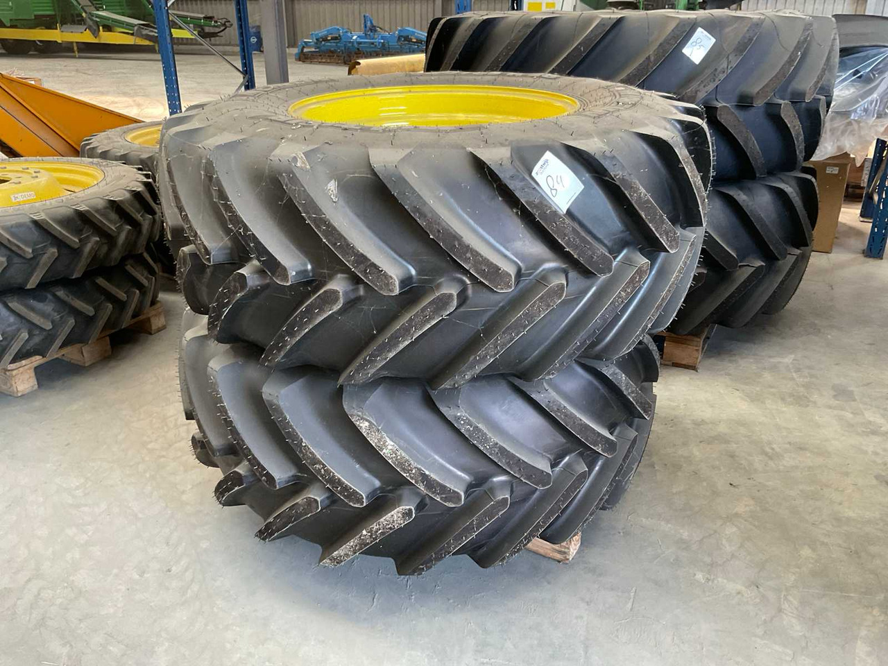 Michelin Multibib - Neumáticos y llantas para Tractor: foto 1 Michelin Multibib - Neumáticos y llantas para Tractor: foto 1
