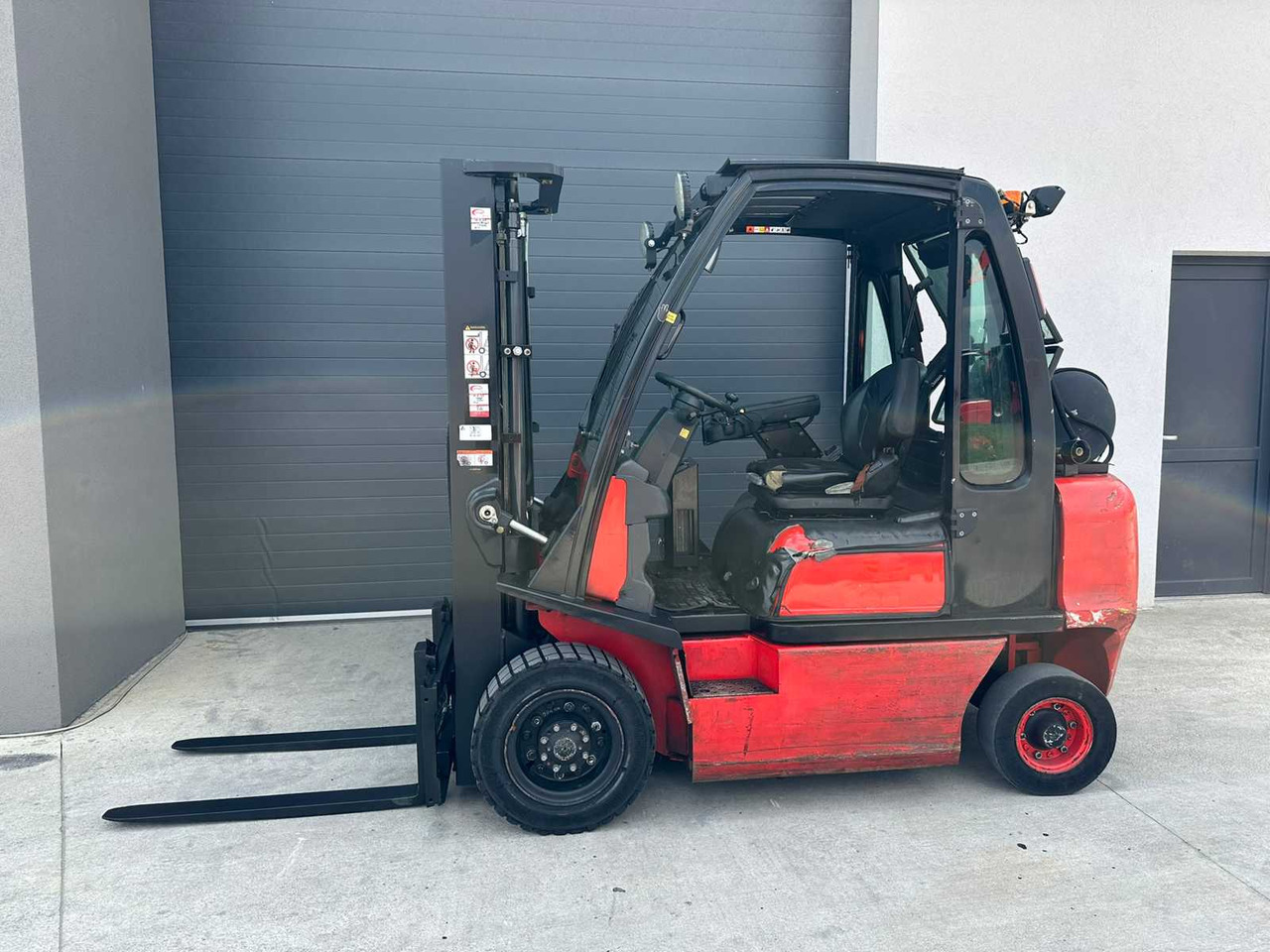 NISSAN - U1D2A25LQ - FORKLIFT TRUCKS - 2016 - Carretilla elevadora: foto 2 NISSAN - U1D2A25LQ - FORKLIFT TRUCKS - 2016 - Carretilla elevadora: foto 2