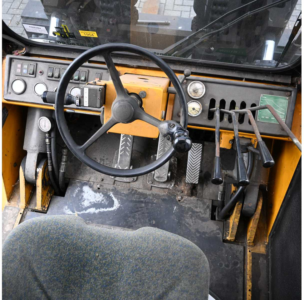 Carretilla elevadora PRESENT - 1992 - 58120 - FORKLIFT TRUCK: foto 17 Carretilla elevadora PRESENT - 1992 - 58120 - FORKLIFT TRUCK: foto 17