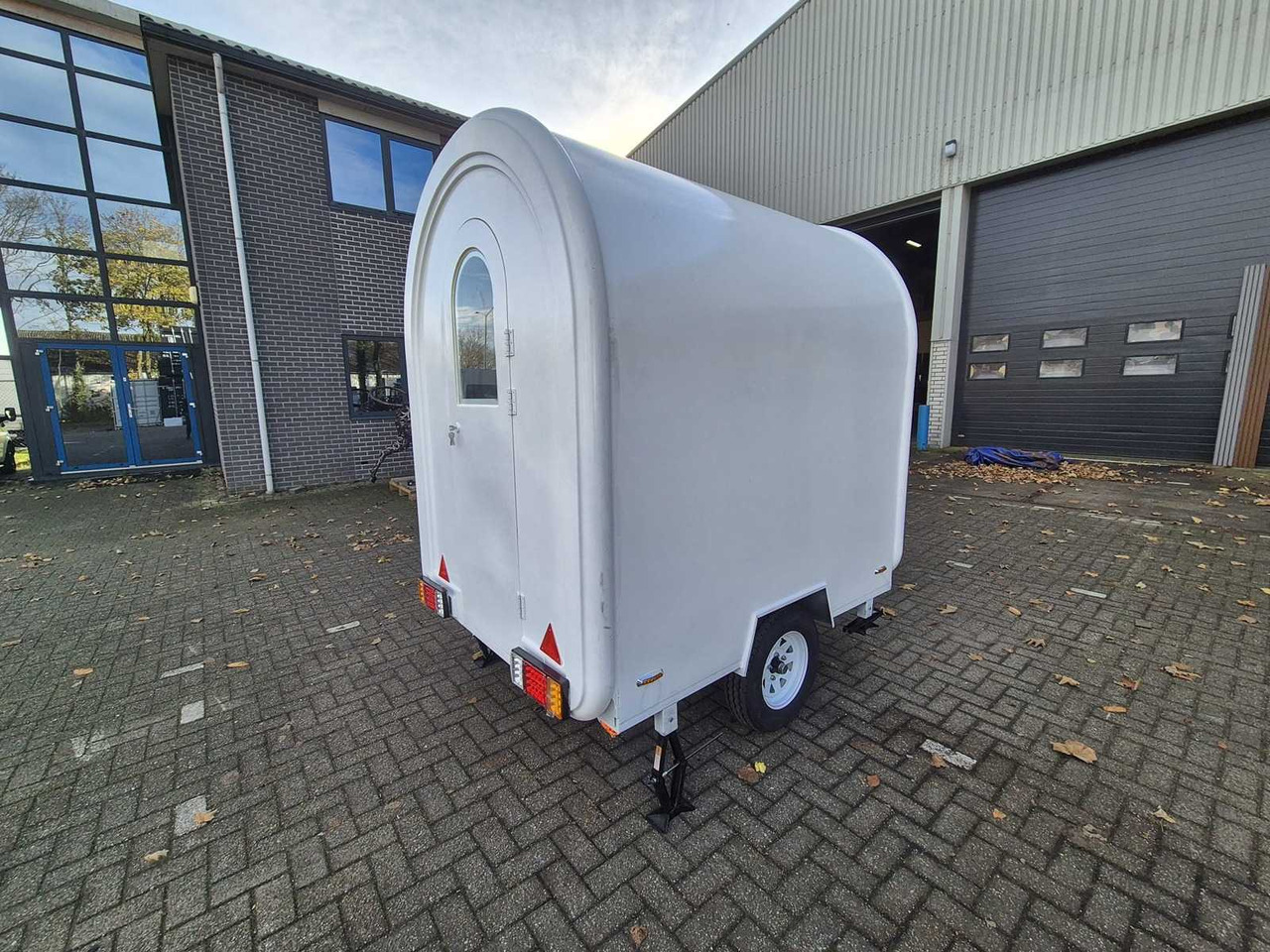 FOOD TRUCK WHITE - 2025 - Remolque: foto 5 FOOD TRUCK WHITE - 2025 - Remolque: foto 5