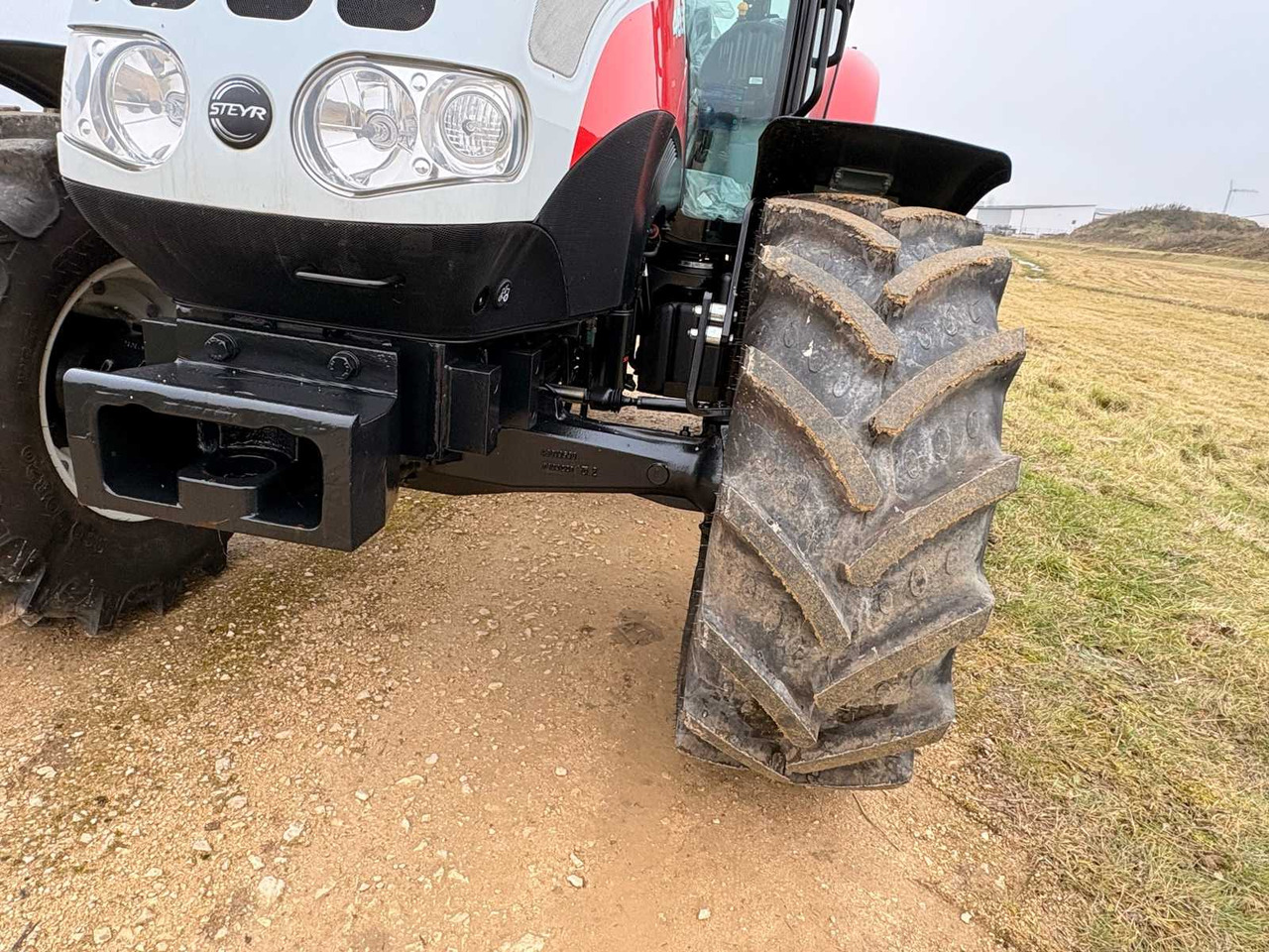 Tractor STEYR 4065 S - COMPACT ALL-WHEEL DRIVE TRACTOR (2022): foto 13 Tractor STEYR 4065 S - COMPACT ALL-WHEEL DRIVE TRACTOR (2022): foto 13