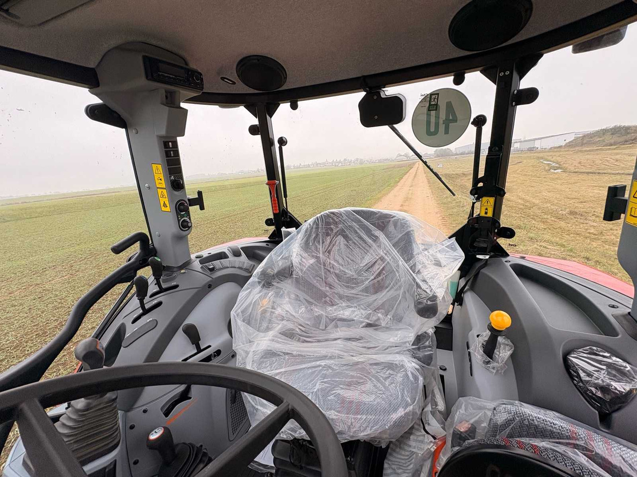 Tractor STEYR 4065 S - COMPACT ALL-WHEEL DRIVE TRACTOR (2022): foto 49 Tractor STEYR 4065 S - COMPACT ALL-WHEEL DRIVE TRACTOR (2022): foto 49