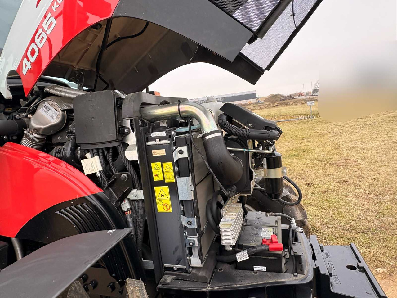 Tractor STEYR 4065 S - COMPACT ALL-WHEEL DRIVE TRACTOR (2022): foto 46 Tractor STEYR 4065 S - COMPACT ALL-WHEEL DRIVE TRACTOR (2022): foto 46