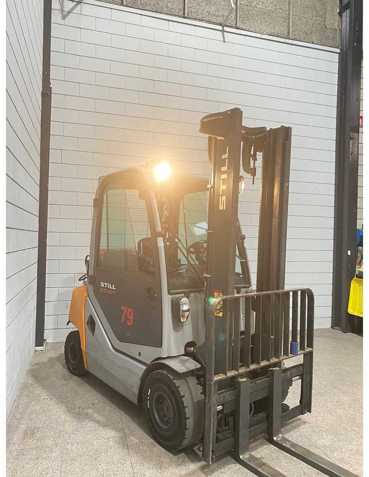 STILL - 2018 - RX 70-20/600 T - FORKLIFT - SIDE-SHIFT - Carretilla elevadora: foto 2 STILL - 2018 - RX 70-20/600 T - FORKLIFT - SIDE-SHIFT - Carretilla elevadora: foto 2