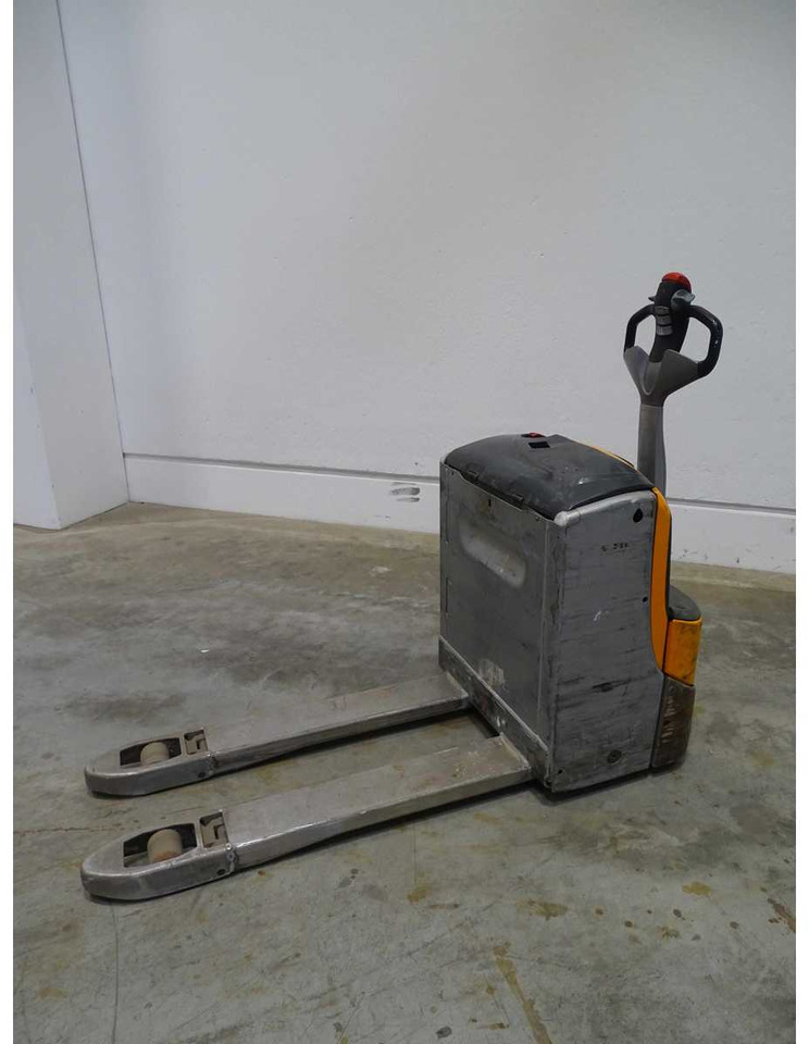 STILL EXU16 2020 ELECTRIC PALLET TRUCK - Carretilla elevadora: foto 1 STILL EXU16 2020 ELECTRIC PALLET TRUCK - Carretilla elevadora: foto 1