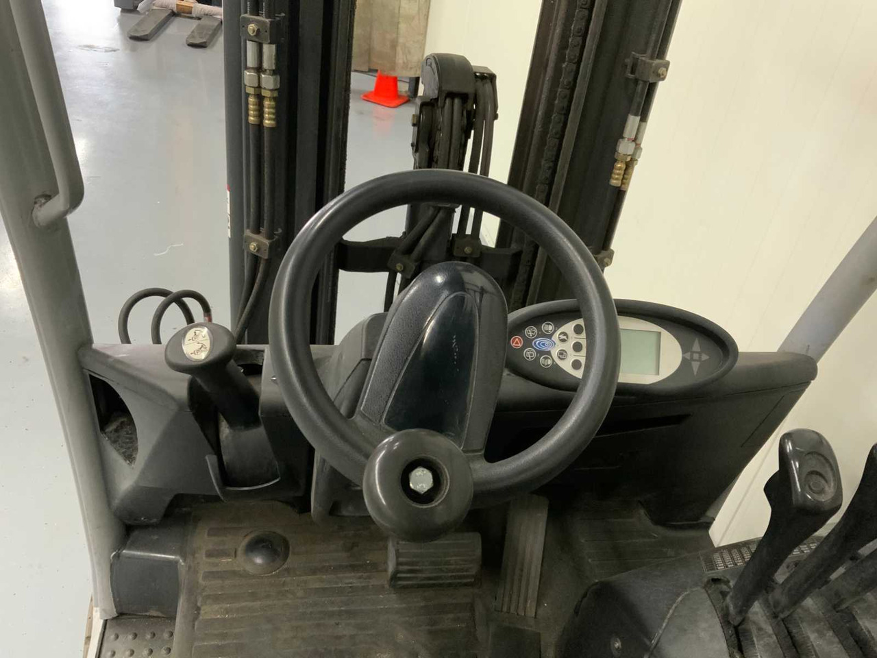 Carretilla elevadora STILL RX20-20 - 4.7M TRIPLEX, FREE-LIFT, SIDE-SHIFT, FORK POSITIONER - FORKLIFT: foto 21 Carretilla elevadora STILL RX20-20 - 4.7M TRIPLEX, FREE-LIFT, SIDE-SHIFT, FORK POSITIONER - FORKLIFT: foto 21