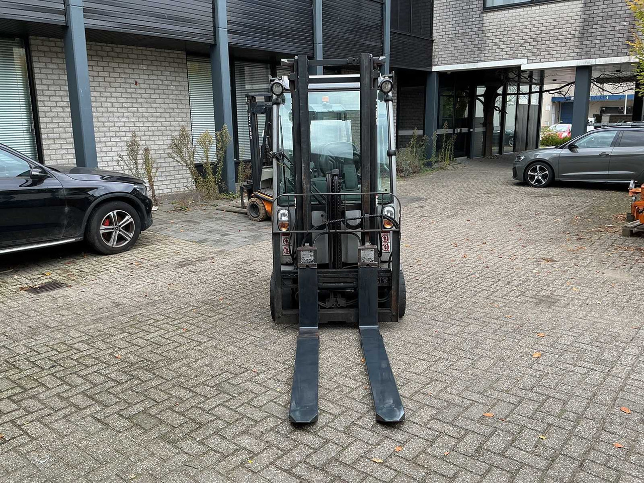 STILL - RX20-20 - FORKLIFT TRUCKS - 2014 - Carretilla elevadora: foto 4 STILL - RX20-20 - FORKLIFT TRUCKS - 2014 - Carretilla elevadora: foto 4