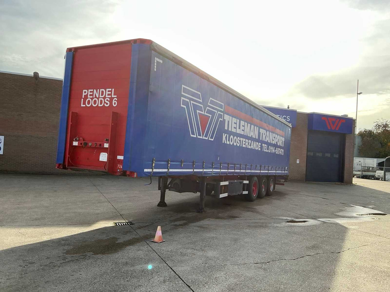 2002 GROENEWEGEN DRO-12-27 SEMI-TRAILER - Semirremolque: foto 2 2002 GROENEWEGEN DRO-12-27 SEMI-TRAILER - Semirremolque: foto 2