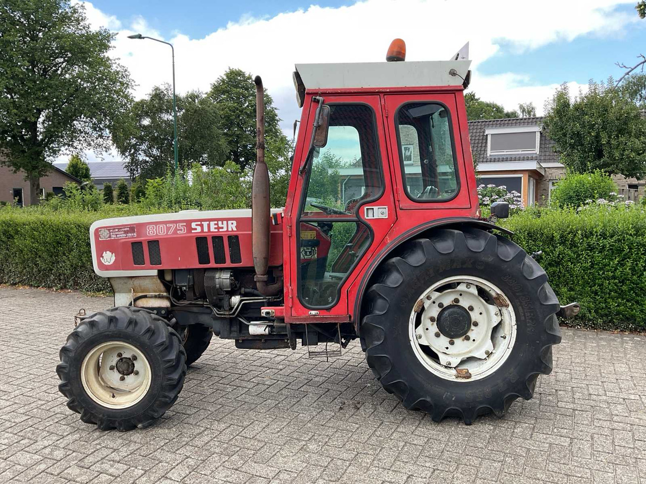 Steyr 8075 - Mini tractor: foto 2 Steyr 8075 - Mini tractor: foto 2